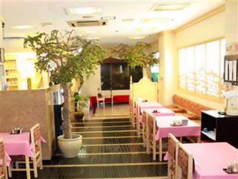 Networld Hotel Spa And Casino Pasay Eksteriør bilde