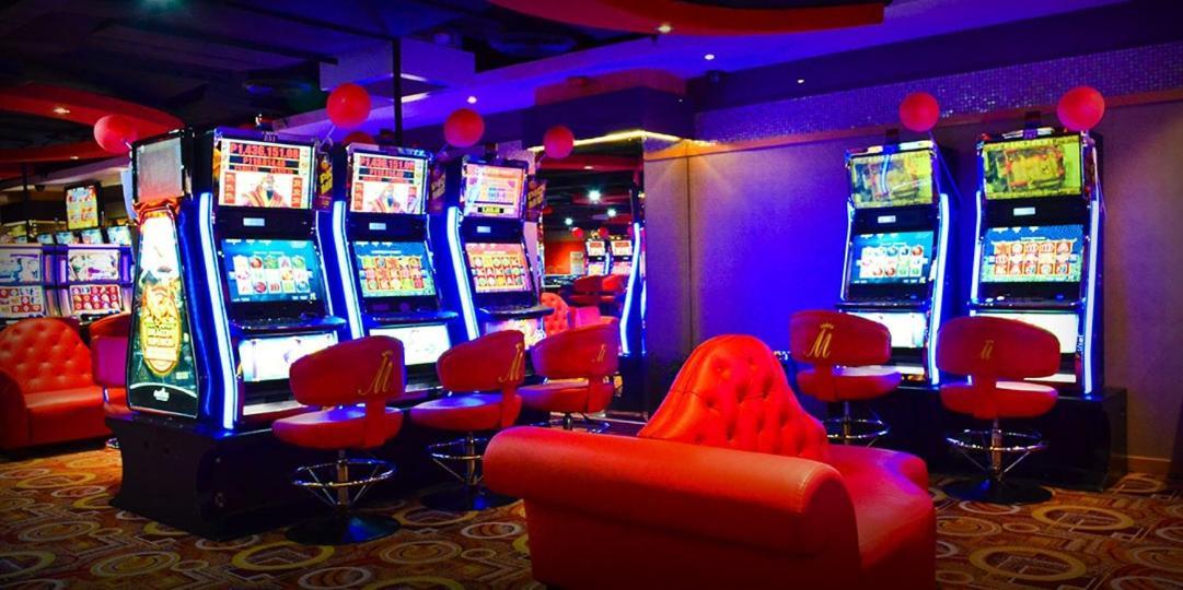 Networld Hotel Spa And Casino Pasay Eksteriør bilde
